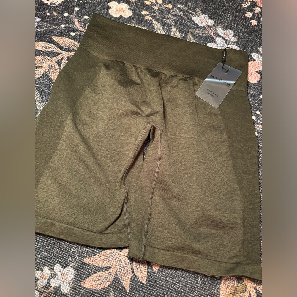 NVGTN shorts